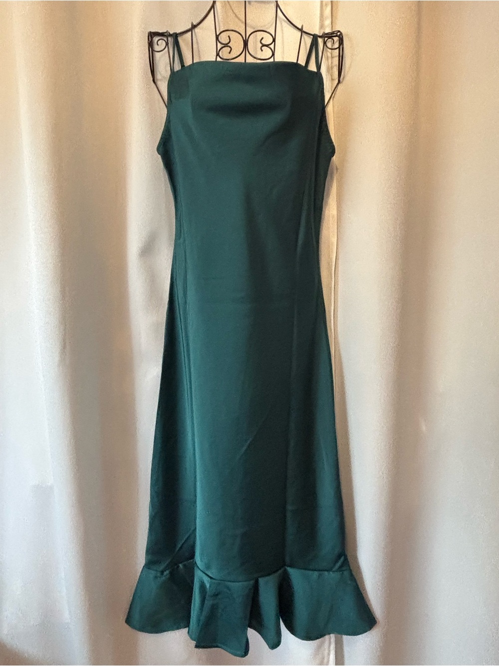 🌲NWT! Band of The Free Singing Siren Pine Satin Slip Midi Dress - S